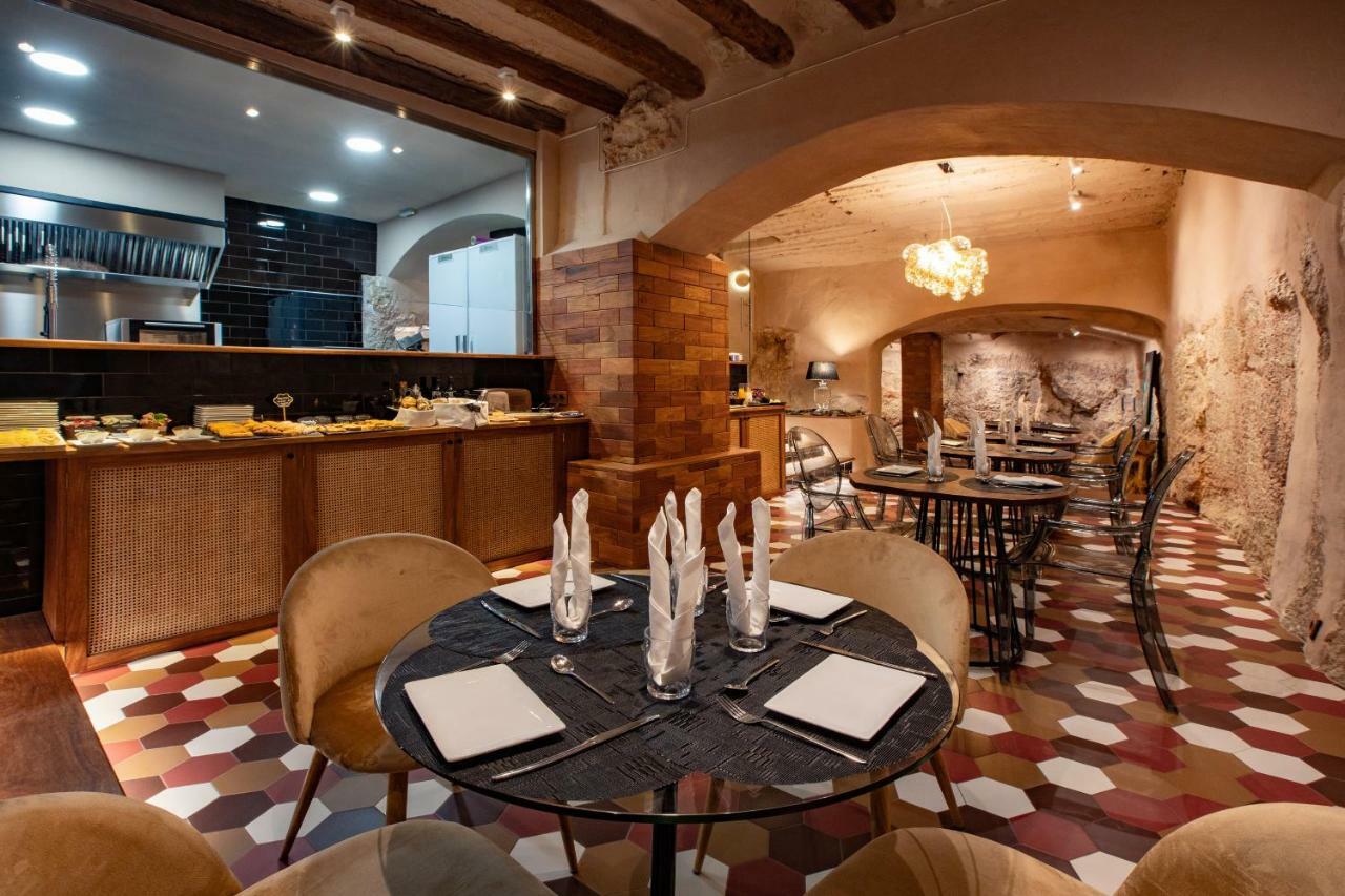 科尔努德利亚 El Palauet Del Priorat酒店 外观 照片