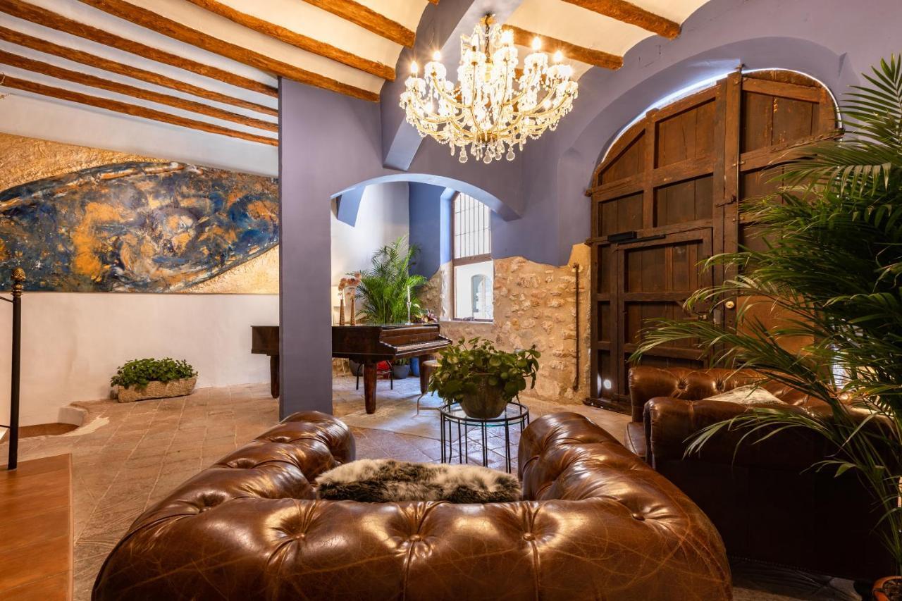科尔努德利亚 El Palauet Del Priorat酒店 外观 照片